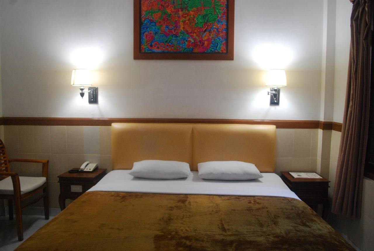 Hotel Sorga Cottages Kuta Lombok Rum bild