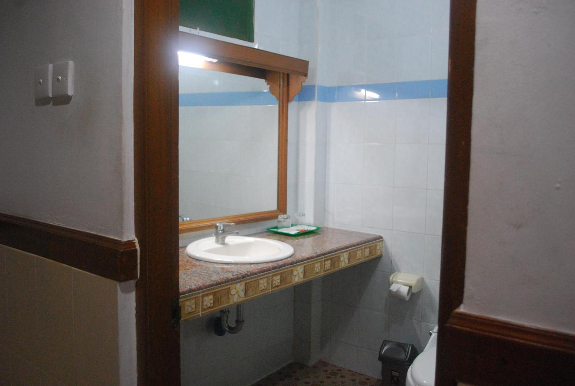 Hotel Sorga Cottages Kuta Lombok Rum bild