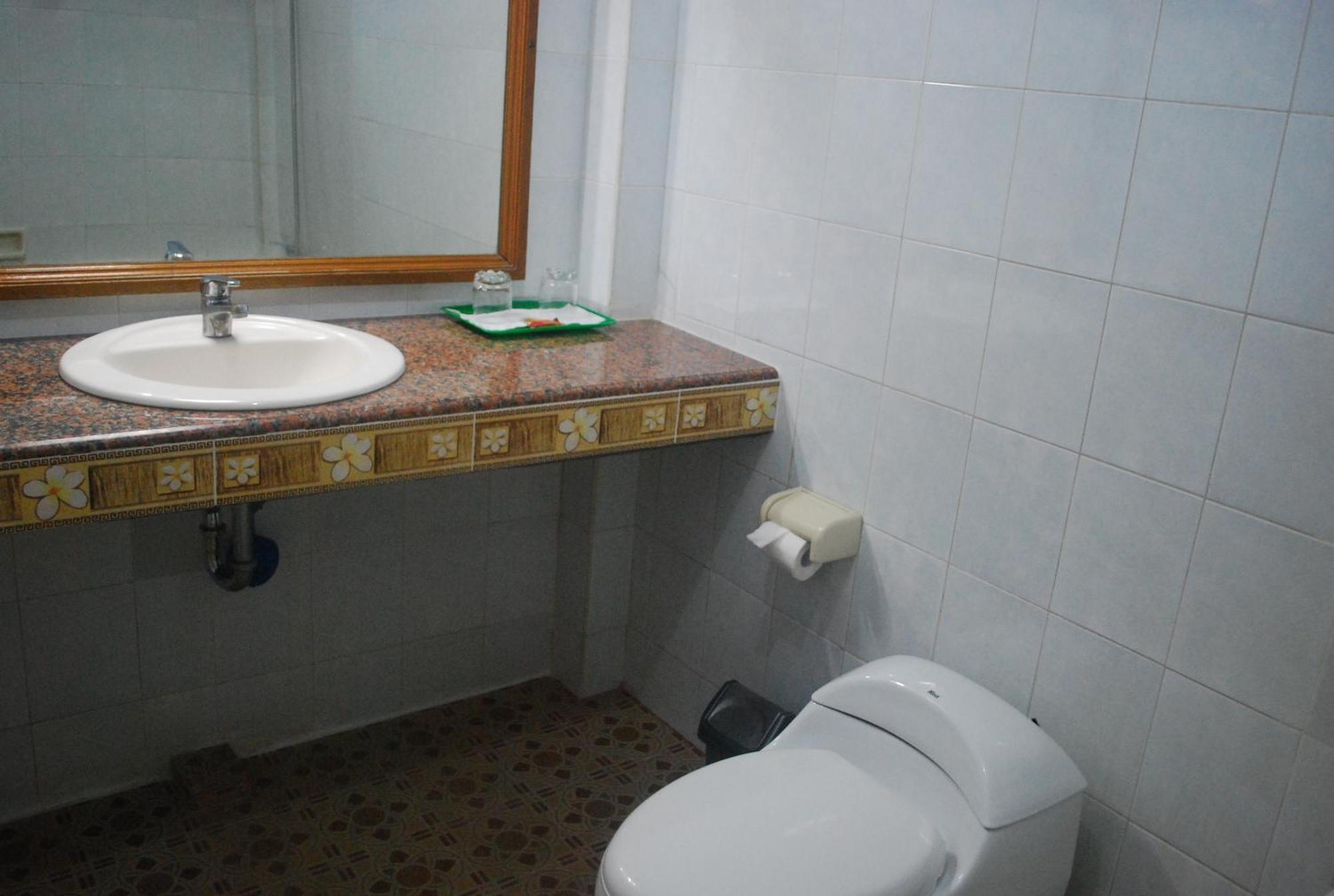 Hotel Sorga Cottages Kuta Lombok Rum bild
